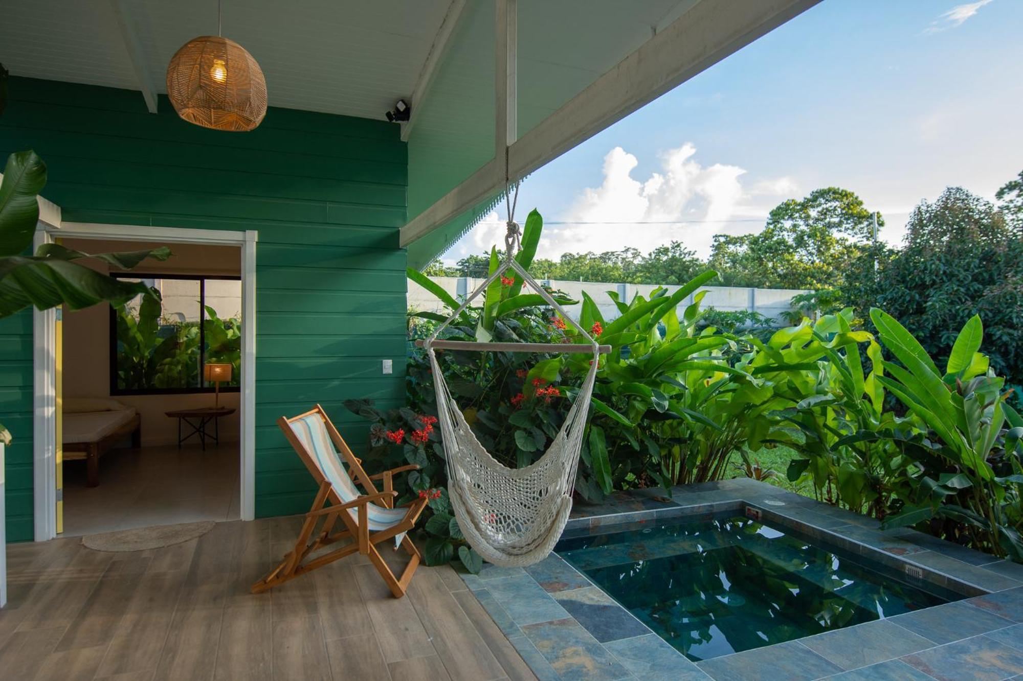 Namaitami Casa Hermosa Con Ac Y Piscina A Solo 650 Metros Del Parque Nacional Cahuita Ngoại thất bức ảnh