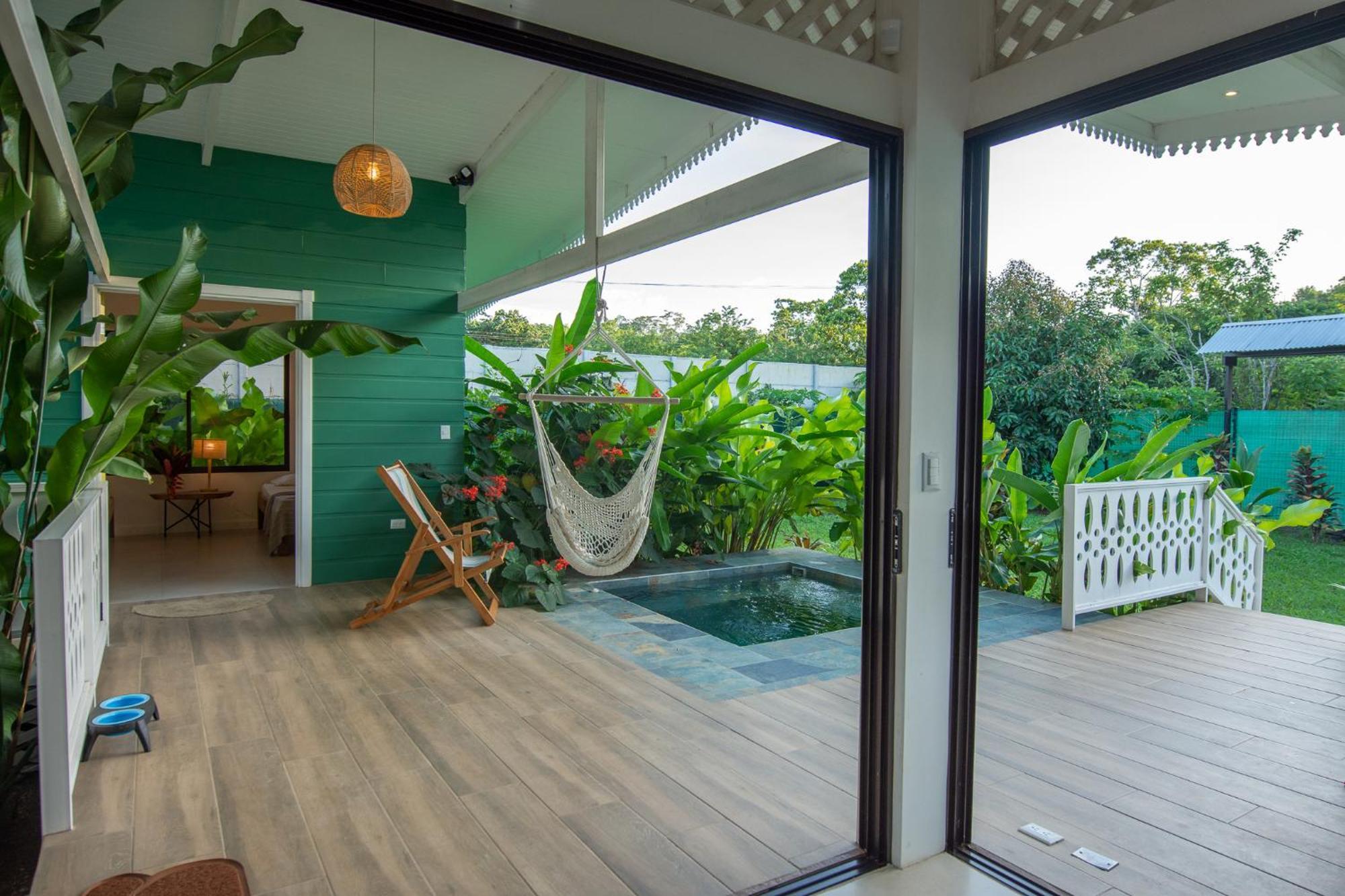 Namaitami Casa Hermosa Con Ac Y Piscina A Solo 650 Metros Del Parque Nacional Cahuita Ngoại thất bức ảnh